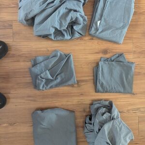 2 Sets Of Twin Bedsheets